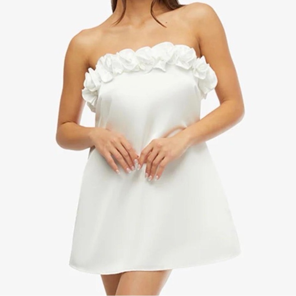 WeWoreWhat Strapless White Dress with Floral Accents